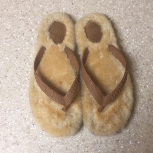 UGG Shoes - UGGS Furry Flip Flops